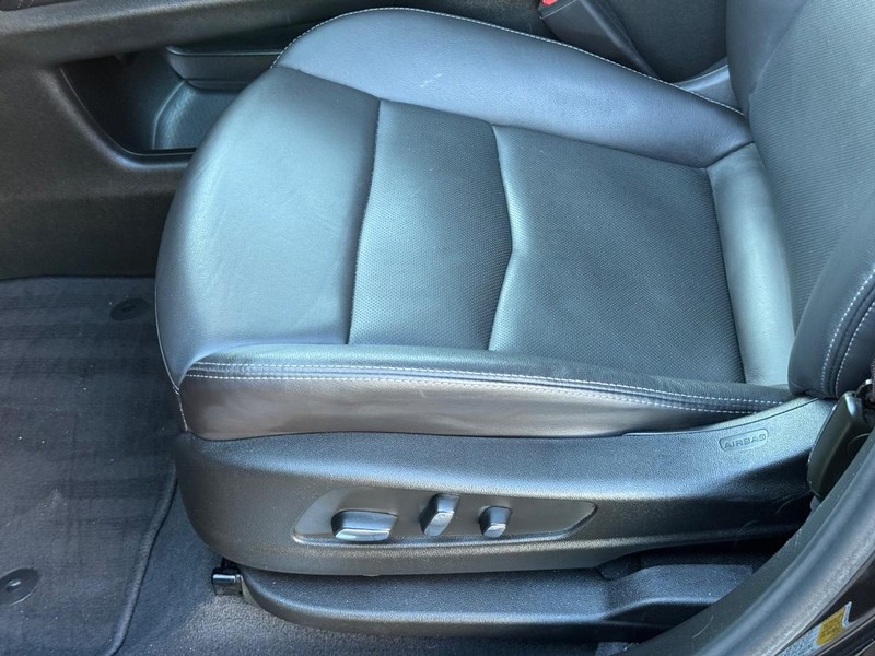 Cadillac XT5 Vehicle Image 23