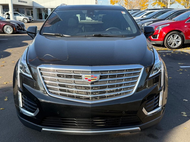 Cadillac XT5 Vehicle Image 09