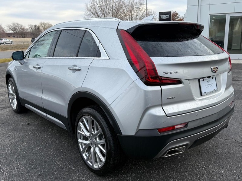 Cadillac XT4 Vehicle Image 06