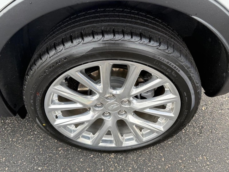 Cadillac XT4 Vehicle Image 07