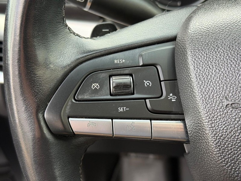 Cadillac XT4 Vehicle Image 16