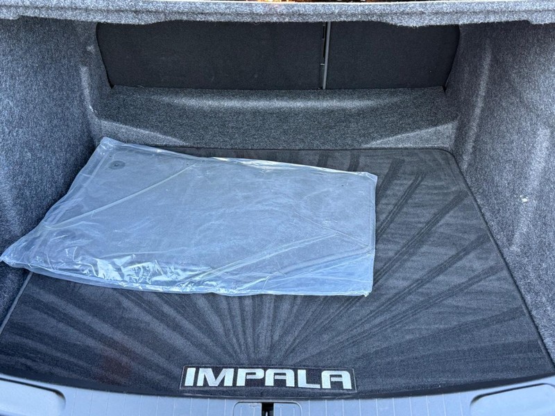 Chevrolet Impala Vehicle Image 05