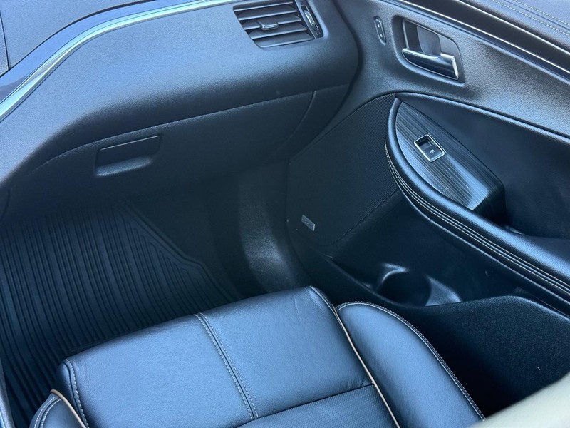 Chevrolet Impala Vehicle Image 15