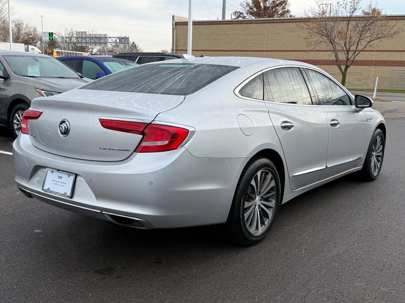 Buick LaCrosse Vehicle Image 03