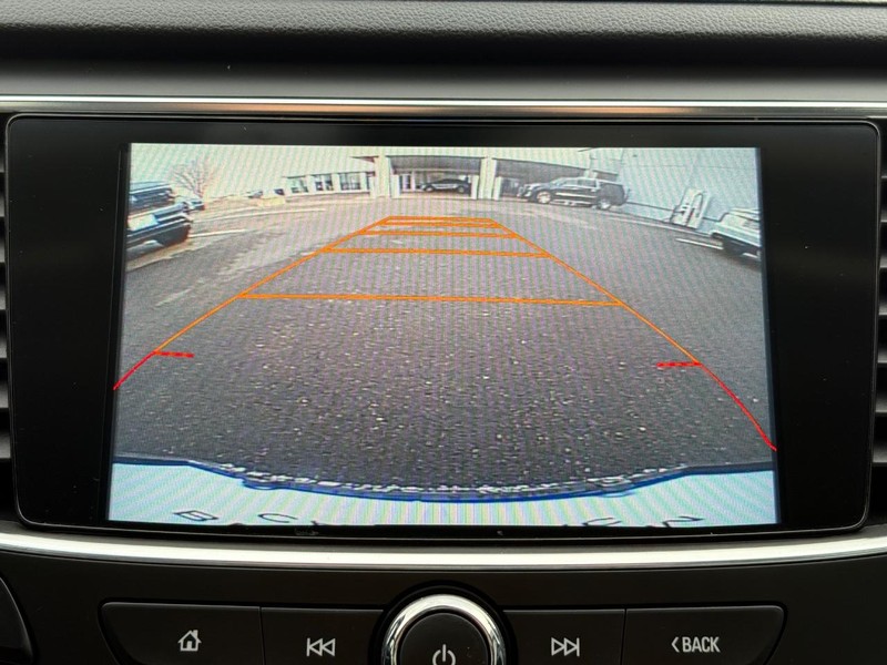 Buick LaCrosse Vehicle Image 20