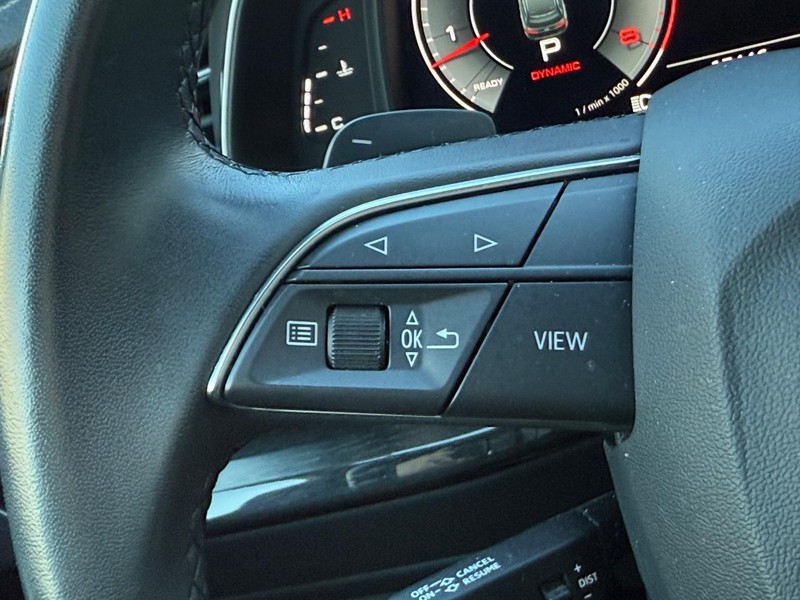 Audi Q7 Vehicle Image 17