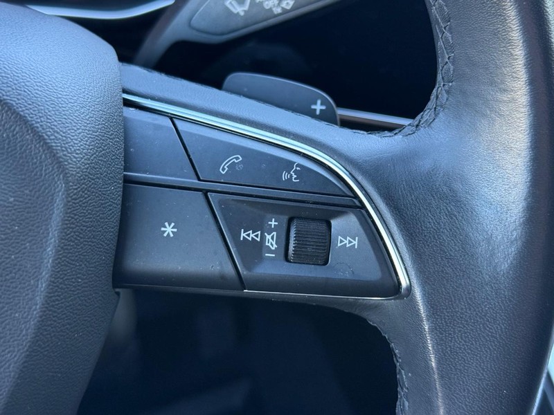 Audi Q7 Vehicle Image 18