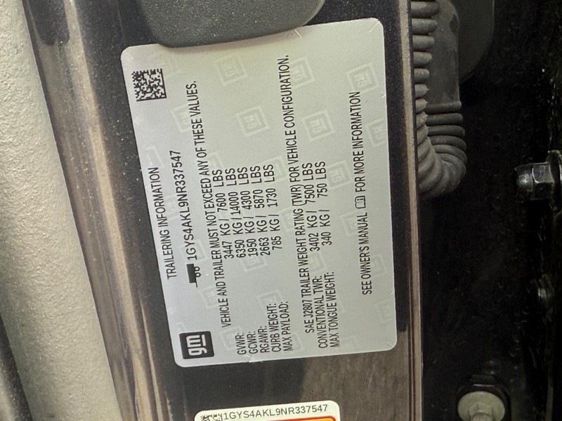 Cadillac Escalade Vehicle Image 23