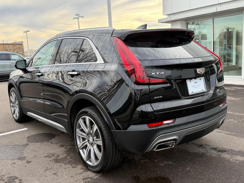 Cadillac XT4 Vehicle Image 06
