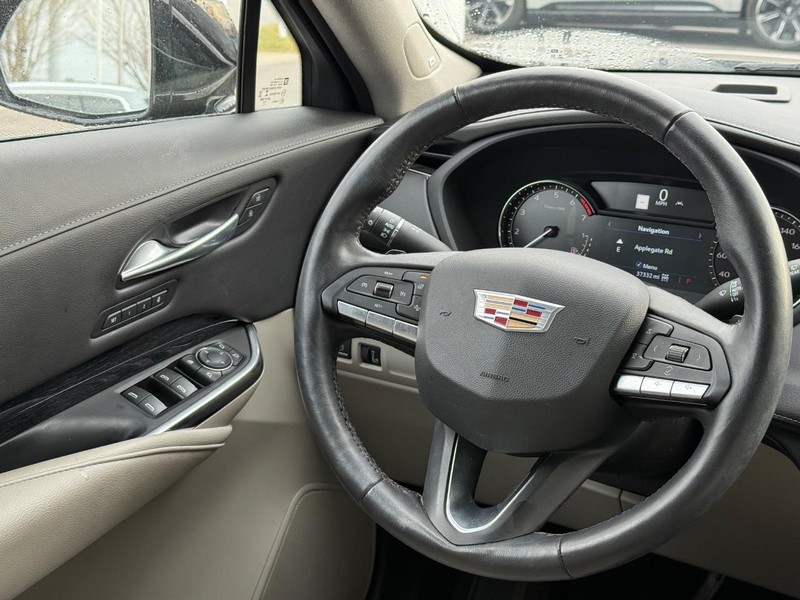 Cadillac XT4 Vehicle Image 14