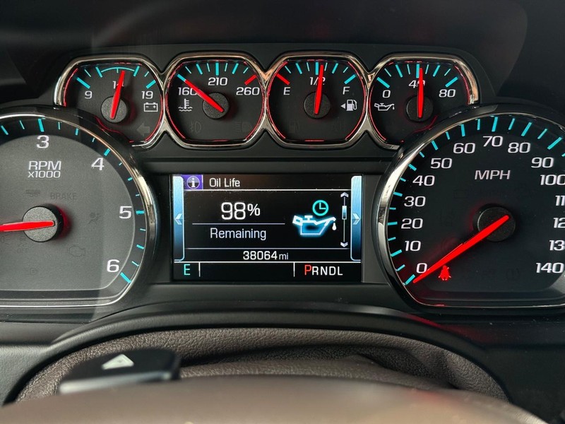 GMC Yukon Vehicle Image 19