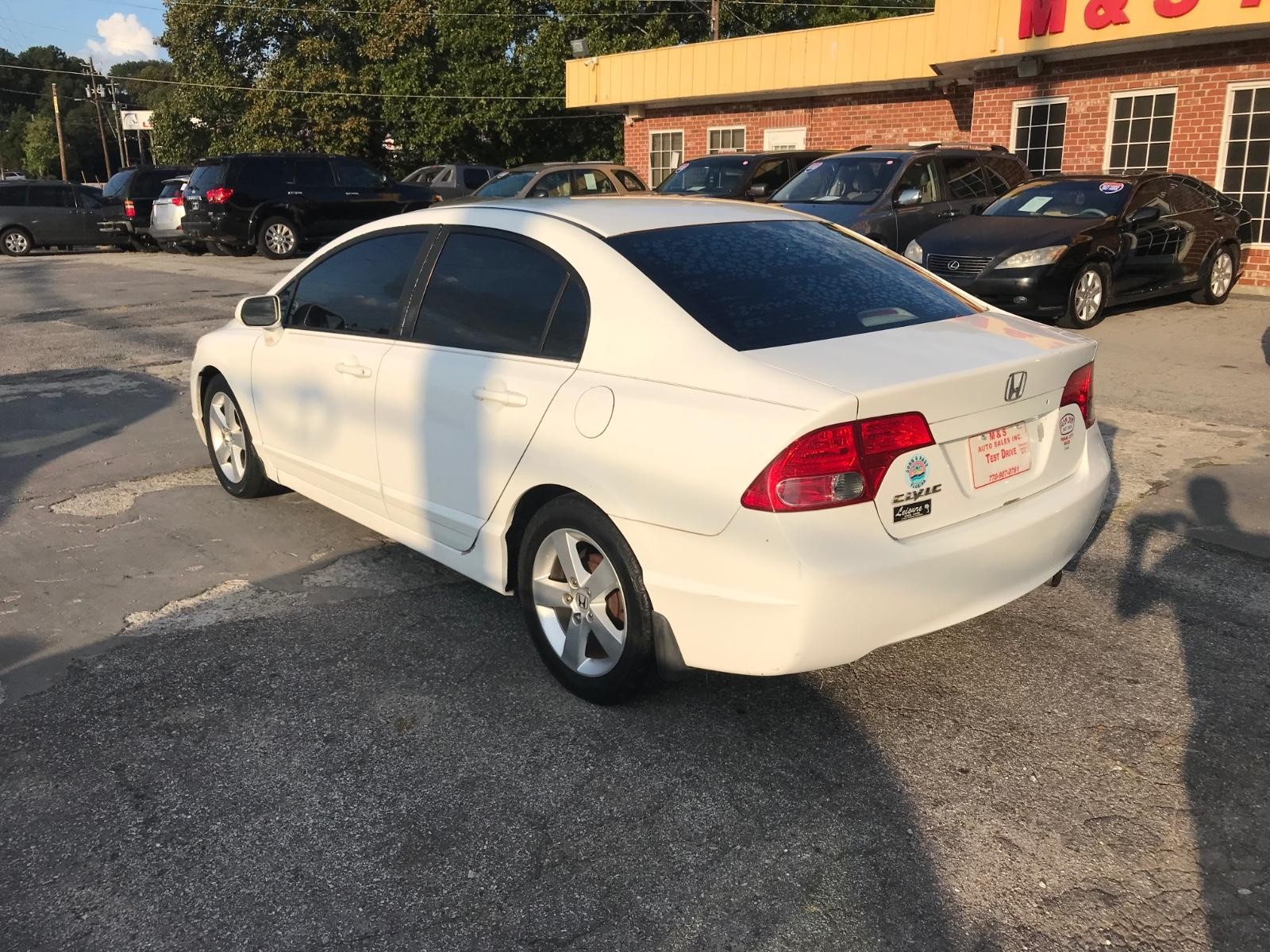 Honda Civic Sedan Vehicle Full-screen Gallery Image 7