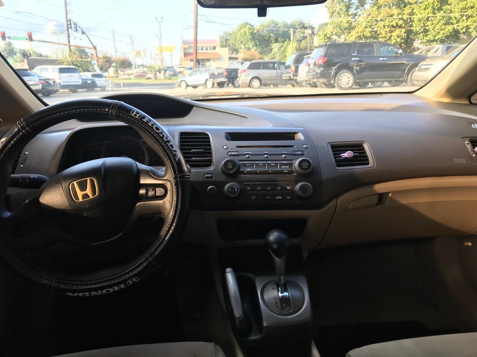 Honda Civic Sedan Vehicle Full-screen Gallery Image 11