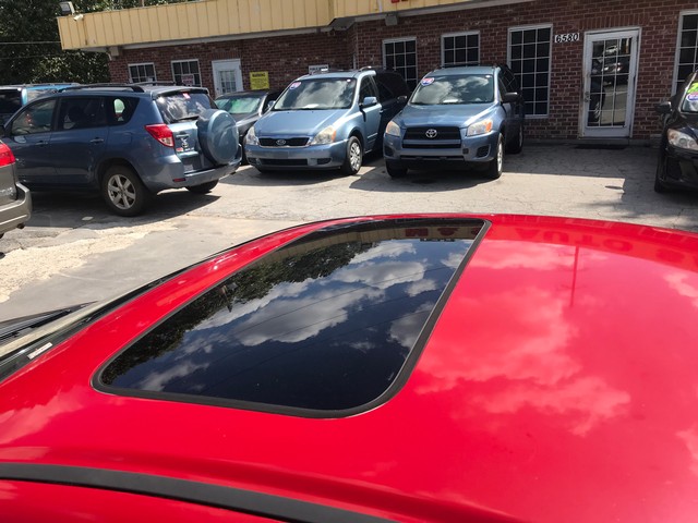 Honda Civic Coupe Vehicle Full-screen Gallery Image 7