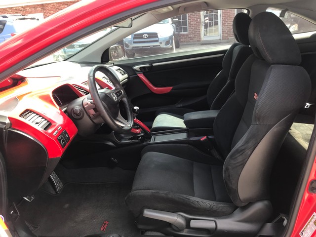 Honda Civic Coupe Vehicle Full-screen Gallery Image 8