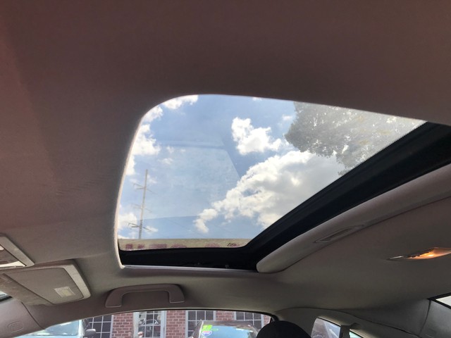 Honda Civic Coupe Vehicle Full-screen Gallery Image 10