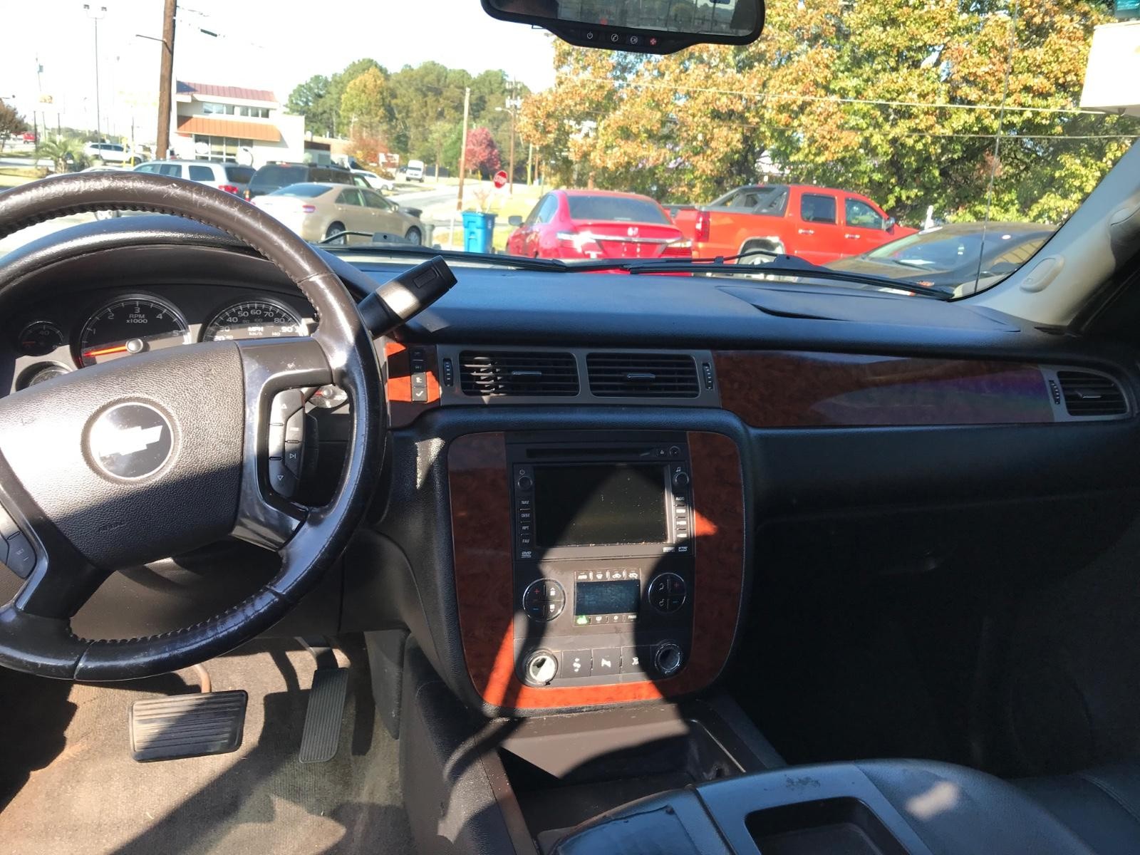 Chevrolet Avalanche Vehicle Full-screen Gallery Image 13