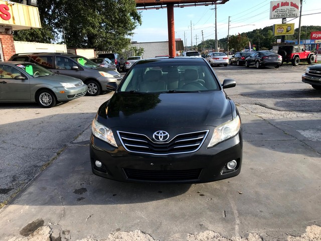 2011 Toyota Camry XLE V6 photo