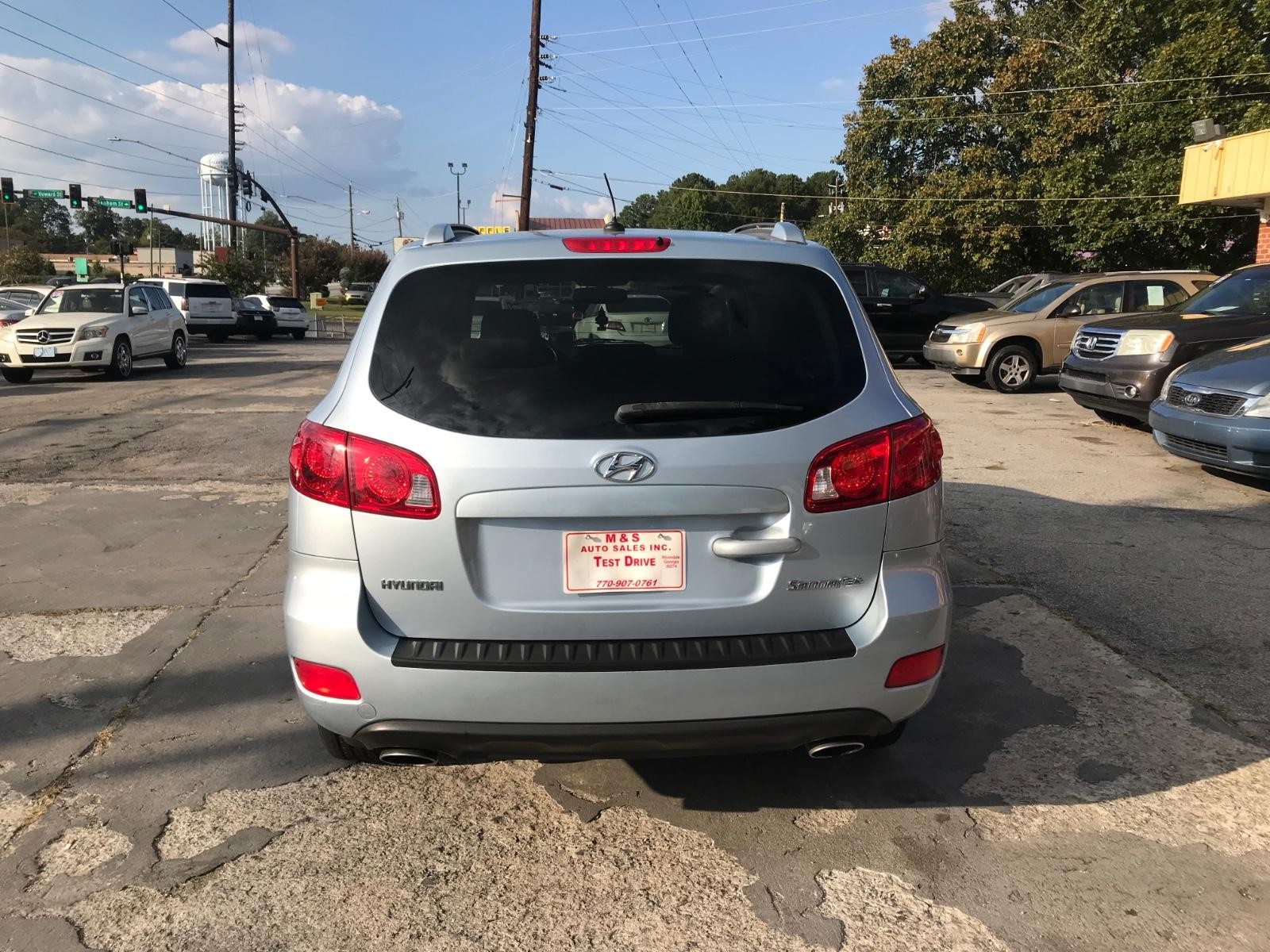 Hyundai Santa Fe Vehicle Full-screen Gallery Image 5