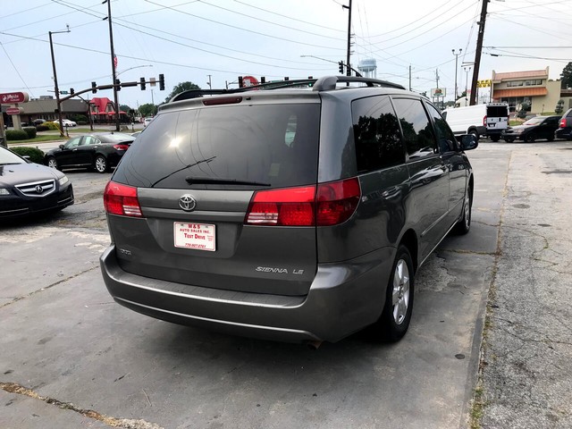 2004 Toyota Sienna CE photo 5