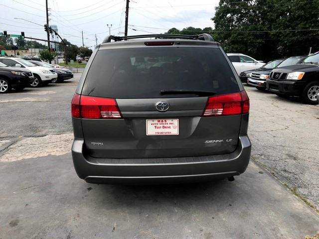 2004 Toyota Sienna CE photo 6
