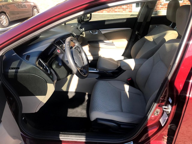 Honda Civic Sedan Vehicle Full-screen Gallery Image 8