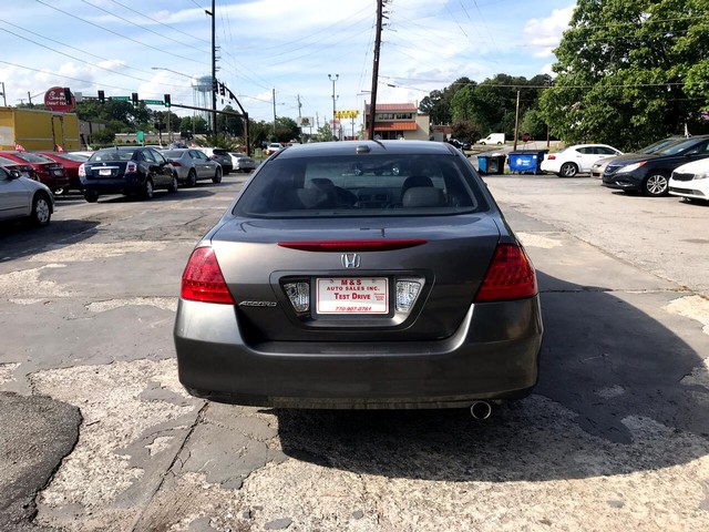 Honda Accord Sedan Vehicle Full-screen Gallery Image 6