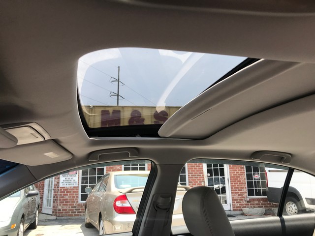 Honda Accord Sedan Vehicle Full-screen Gallery Image 12