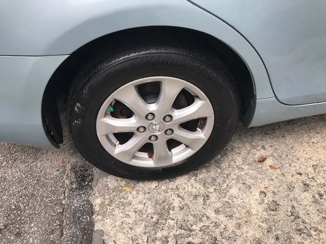 2007 Toyota Camry LE photo 11