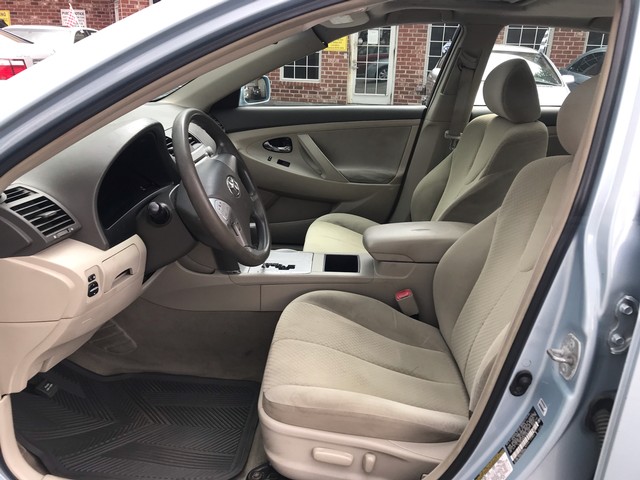 2007 Toyota Camry LE photo 13