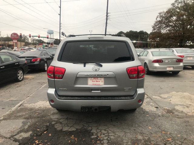 2008 Toyota Sequoia SR5 photo 6