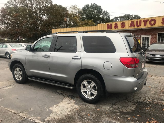 2008 Toyota Sequoia SR5 photo 8