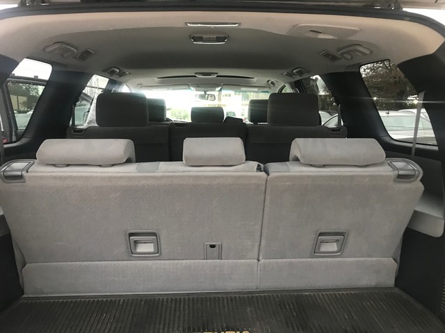 2008 Toyota Sequoia SR5 photo 16