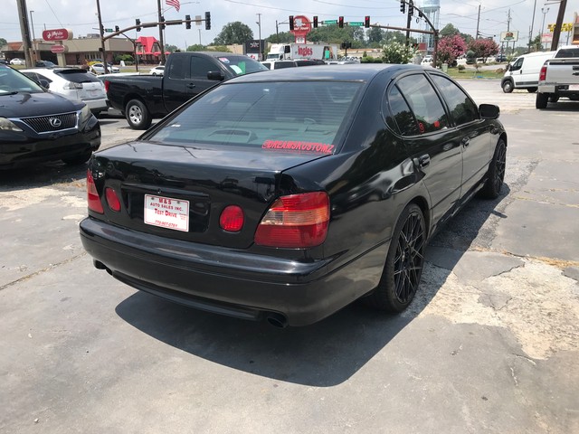 Lexus GS 300 Vehicle Full-screen Gallery Image 4