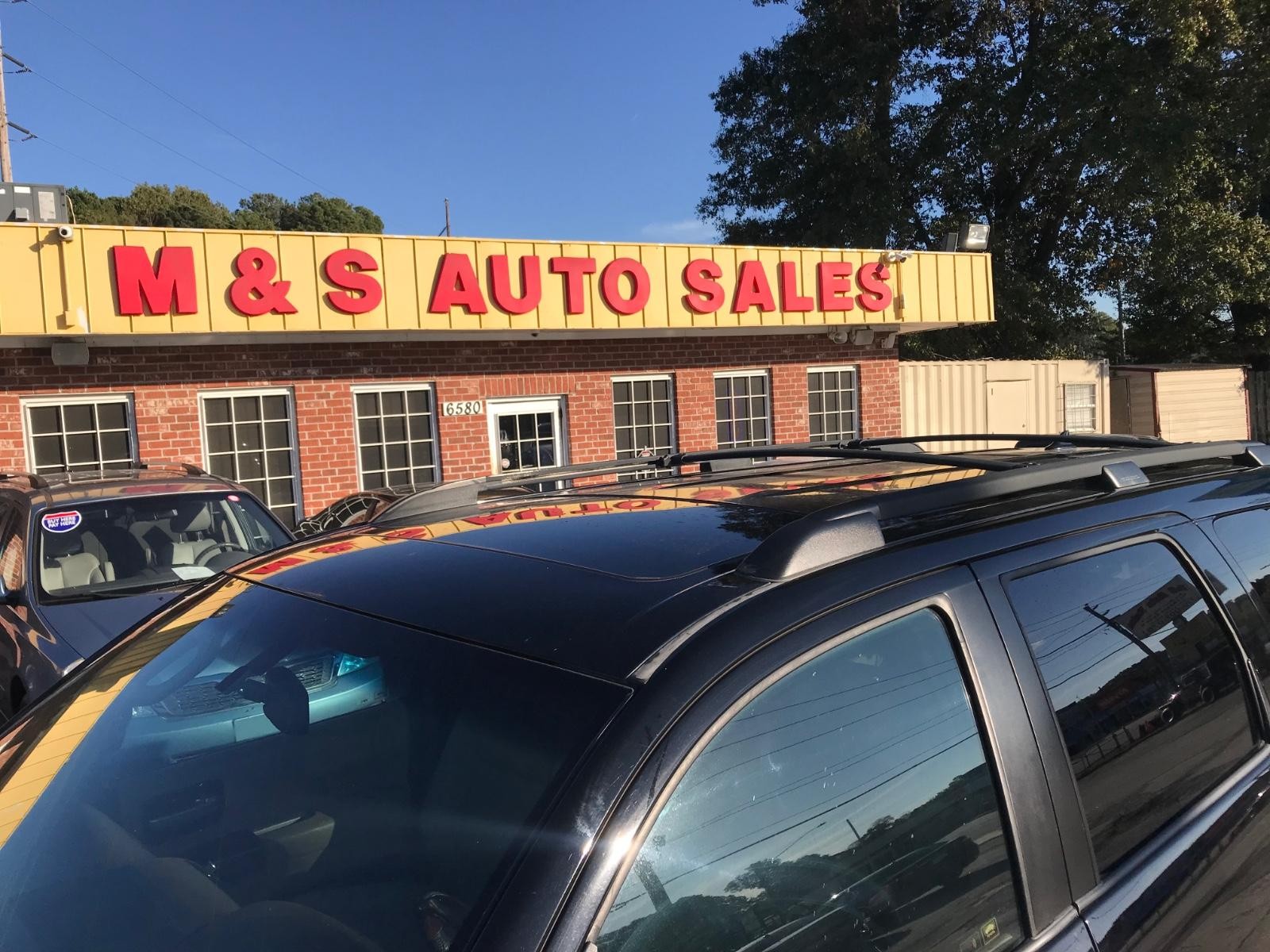 Toyota Sequoia Vehicle Full-screen Gallery Image 7