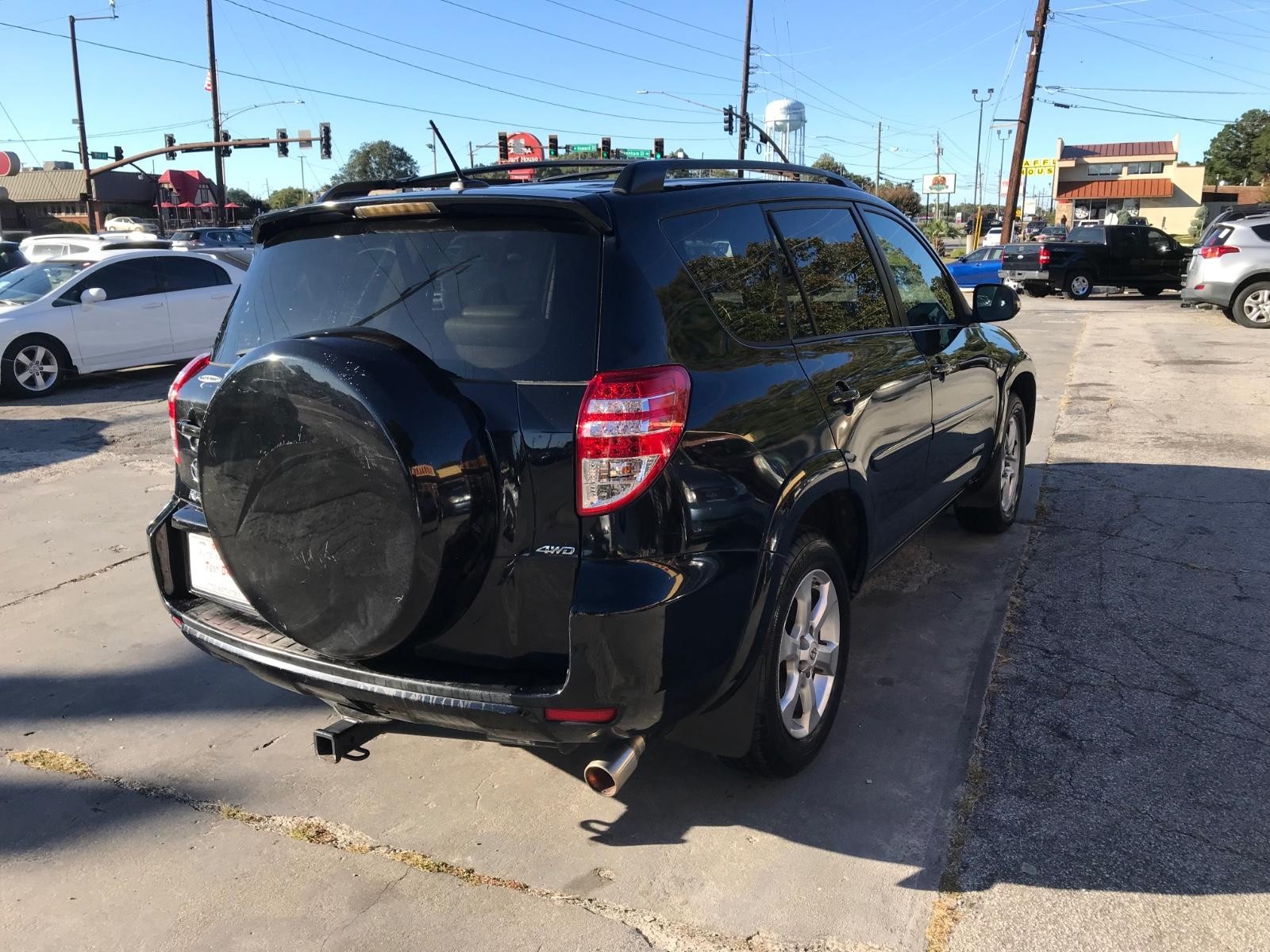 2011 Toyota RAV4 Limited photo 4