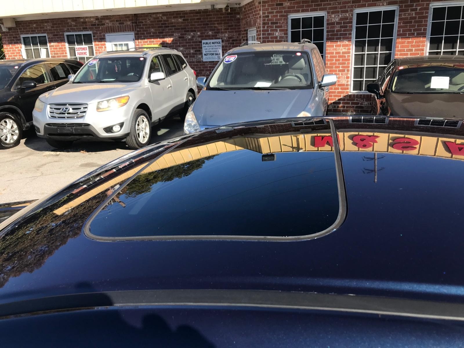 Honda Accord Sedan Vehicle Full-screen Gallery Image 7