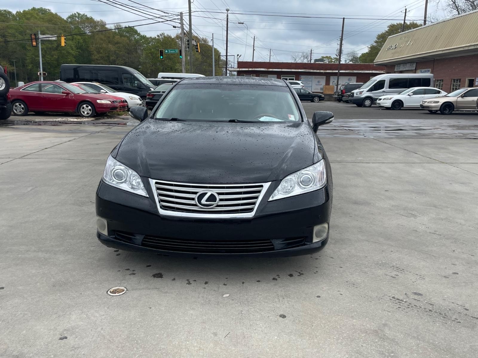 Lexus ES 350 Vehicle Full-screen Gallery Image 6