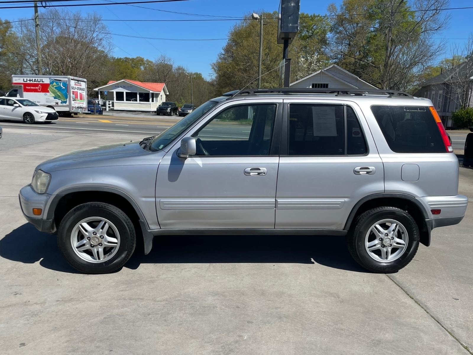 Honda CR-V Vehicle Full-screen Gallery Image 2