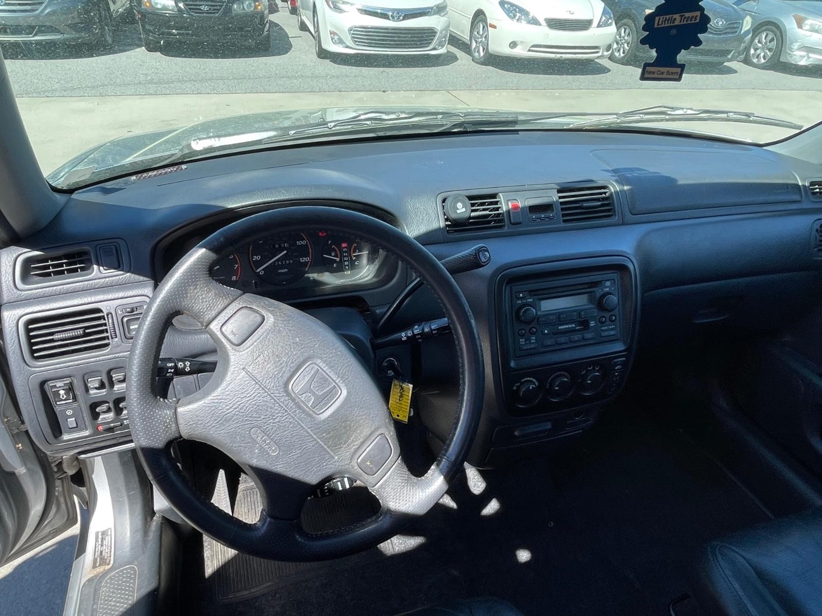 Honda CR-V Vehicle Full-screen Gallery Image 19