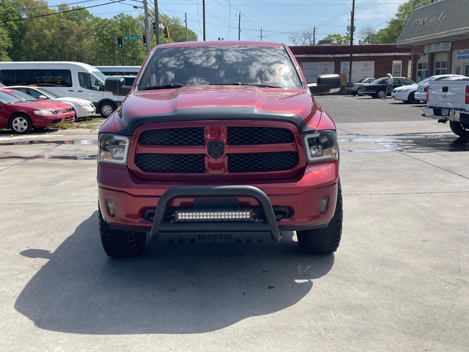 Ram 1500 Vehicle Full-screen Gallery Image 2