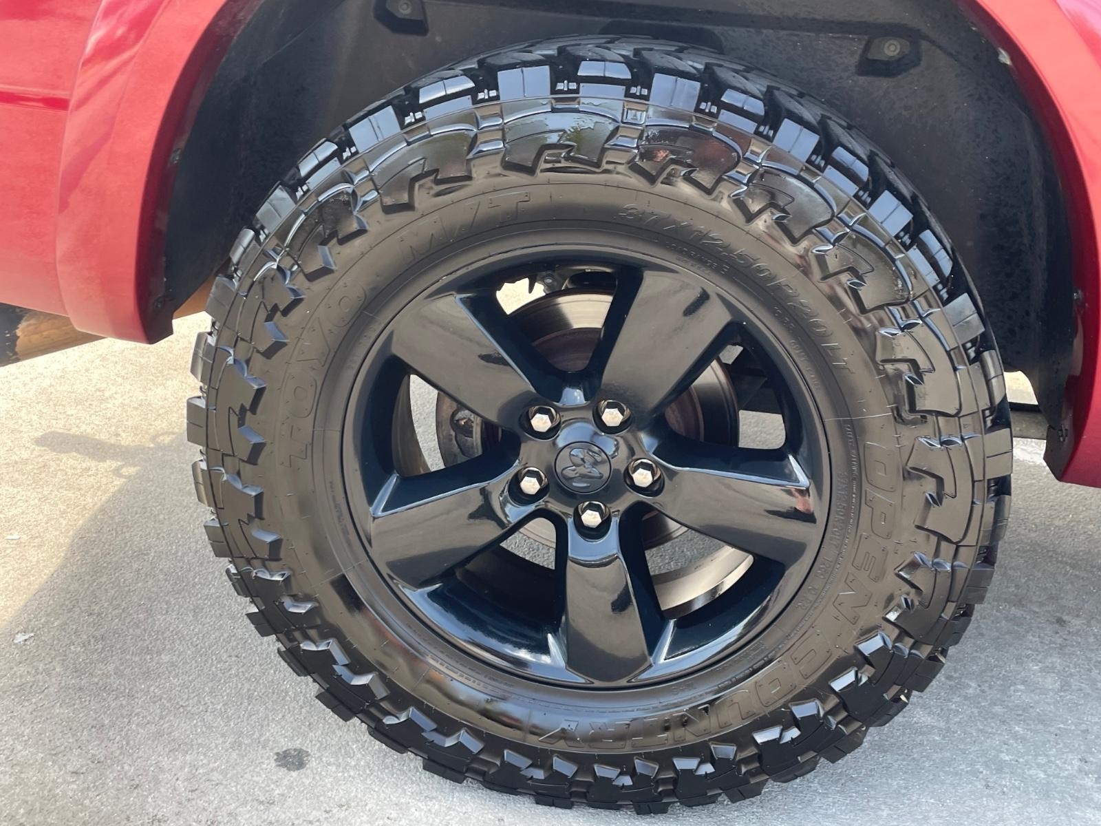 Ram 1500 Vehicle Full-screen Gallery Image 8