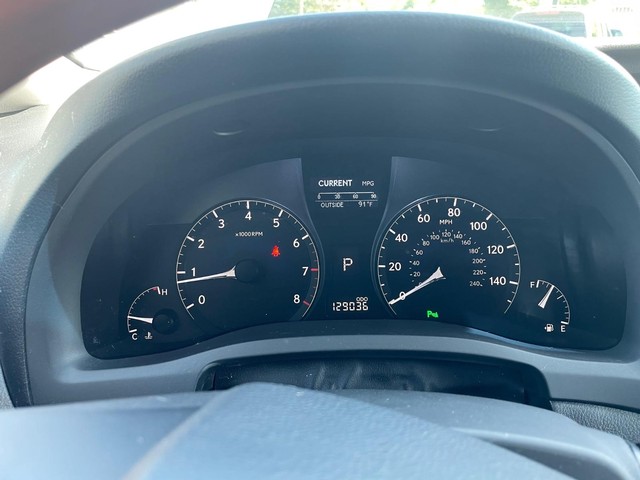 Lexus RX 350 Vehicle Full-screen Gallery Image 9