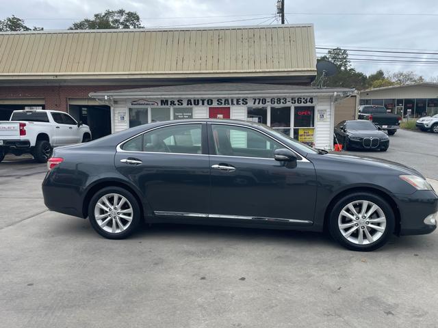 Lexus ES 350 Vehicle Full-screen Gallery Image 5