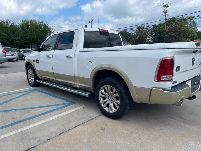 2016 Ram 1500 Longhorn photo 4