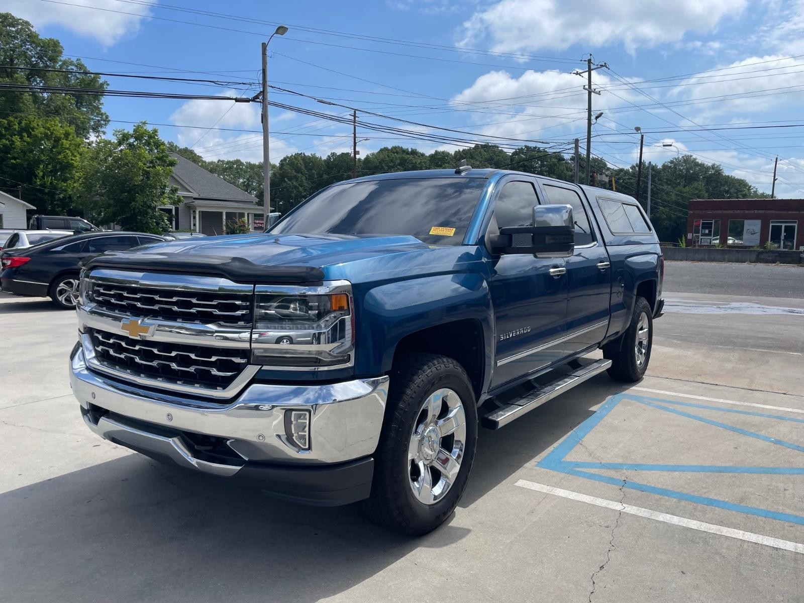 2017 Chevrolet Silverado 1500 LTZ photo 3