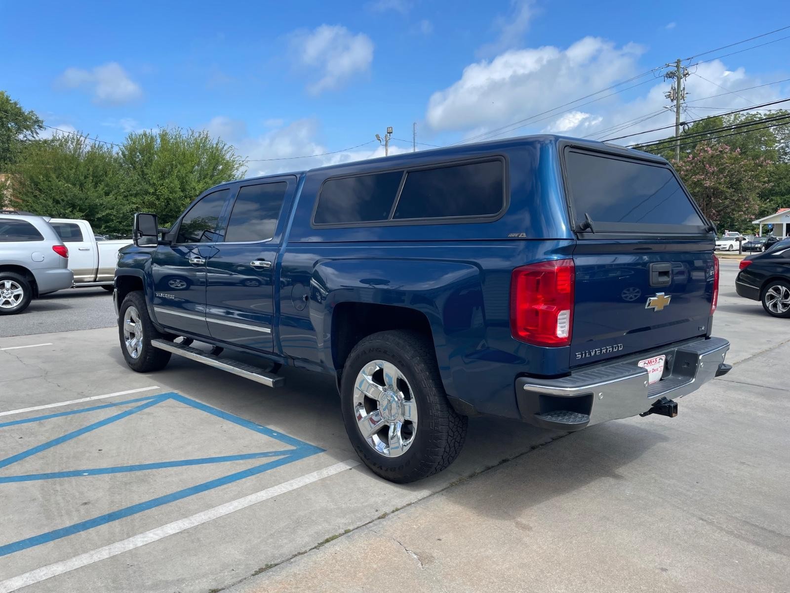 2017 Chevrolet Silverado 1500 LTZ photo 4
