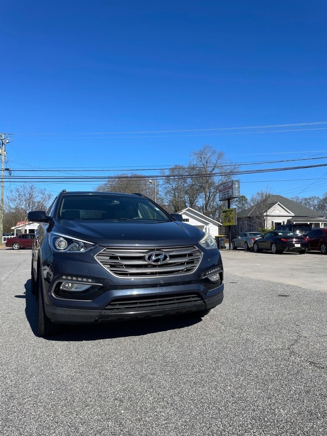 Hyundai Santa Fe Sport Vehicle Full-screen Gallery Image 3