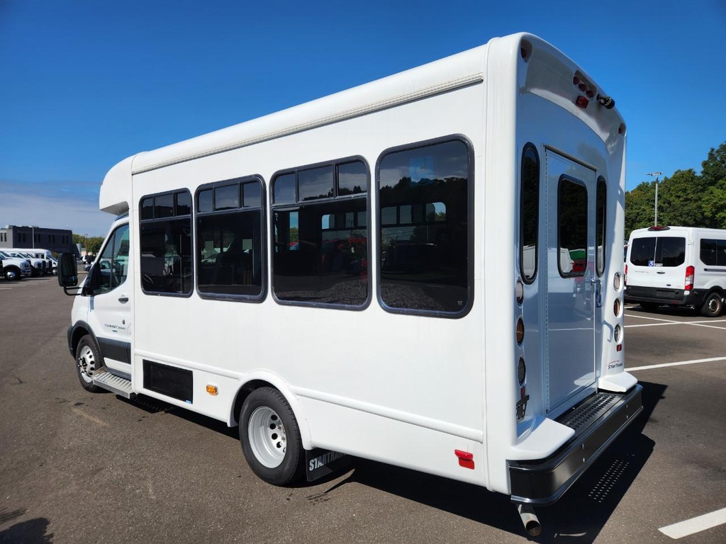 Startrans Candidate II Transit Vehicle Full-screen Gallery Image 02