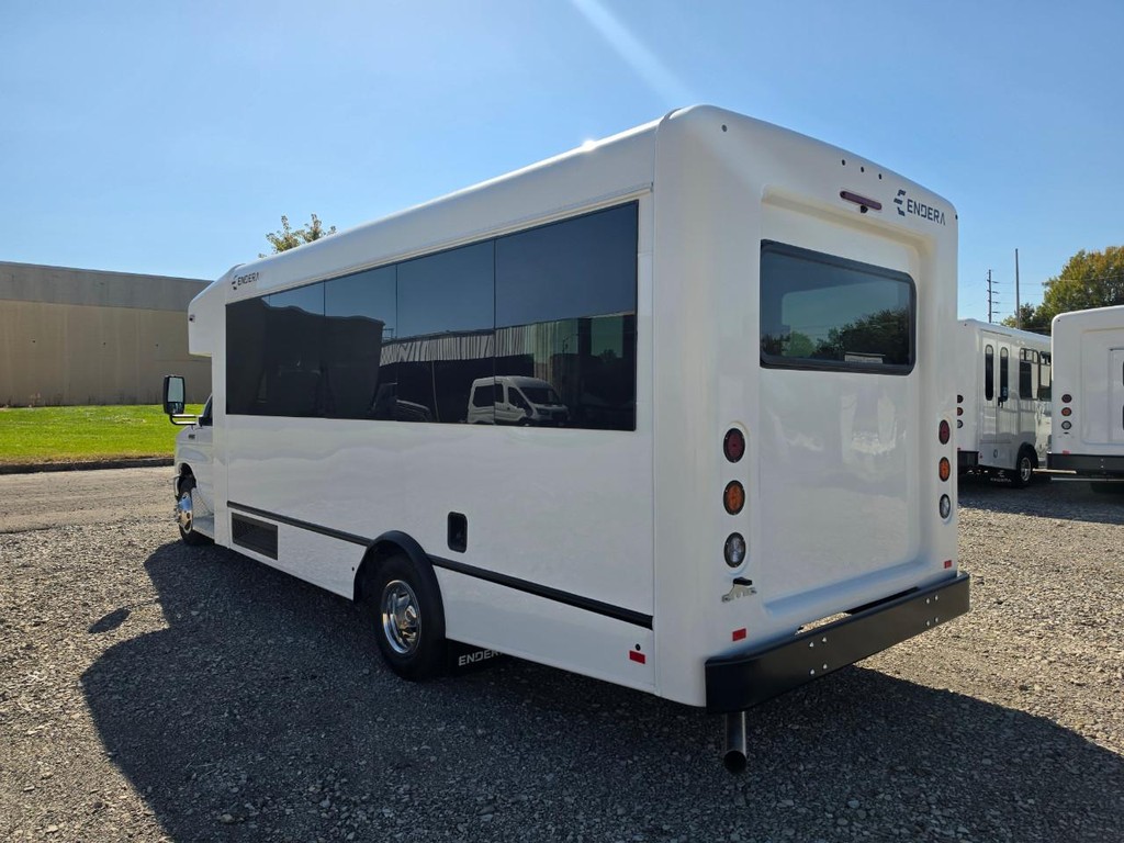 Endera E450 Vehicle Full-screen Gallery Image 04